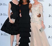 Naomi Campbell su manekenėmis Erin O'Connor ir Caroline Winberg