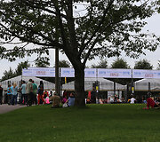 Robbie Williamso gerbėjai renkasi į jo koncertą Taline