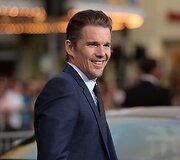 Ethanas Hawke'as