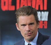 Ethanas Hawke'as