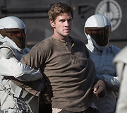 Liamas Hemsworthas filme &bdquo;Bado žaidynės. Ugnies medžioklė&ldquo;