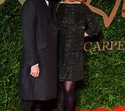 Dizainerė Jenny Packham su vyru Matthew Andersonu