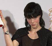 Manekenė Edie Campbell pelnė Metų modelio apdovanojimą