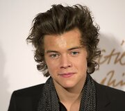 Dainininkas Harry Stylesas pelnė Geriausio briti&scaron;ko stiliaus apdovanojimą