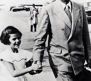&Scaron;vedijos karalienė Silvia su tėčiu
