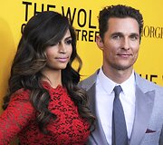 Matthew McConaughey ir Camilos Alves sūnus Livingstonas &scaron;venčia pirmąjį gimtadienį