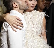 Kate Moss ir Marcas Jacobsas