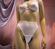 &bdquo;American Apparel&ldquo; vitrina