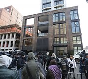 Namas, kuriame gyveno ir nusižudė L'Wren Scott