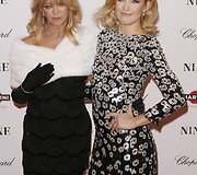 Aktorė Kate Hudson su mama Goldie Hawn