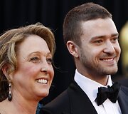 Aktorius ir dainininkas Justinas Timberlake'as su mama Lynn
