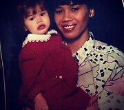 Manekenė Chrissy Teigen su mama