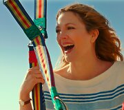 Drew Barrymore komedijoje &bdquo;Kartu ne savo noru&ldquo; 