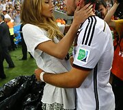 Mario Goetze su drauge Ann Kathrin Brommel