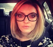 Jocelyn Binder su peruku