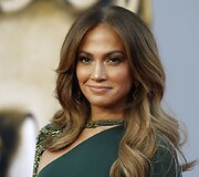 Jennifer Lopez 2011-aisiais