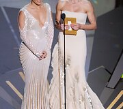 Jennifer Lopez ir Cameron Diaz 2012-aisiais