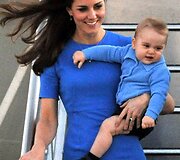 Kembridžo hercogienė Catherine su sūnumi George'u 2014-ųjų balandį