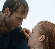 Markas Webberis ir Sarah Snook filme &bdquo;Džesabelė: dvasios prakeiksmas&ldquo;