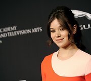 Hailee Steinfeld