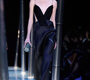 &bdquo;Giorgio Armani&ldquo; kolekcijos pristatymas