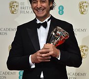 Kompozitorius Alexandre Desplat apdovanotas už muziką filmui &bdquo;Vie&scaron;butis &bdquo;Didysis Budape&scaron;tas&ldquo;
