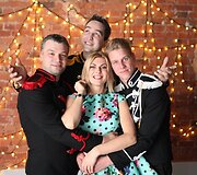 Eglė Jackaitė ir grupė &bdquo;Husarai&ldquo;