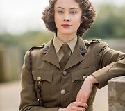 Sarah Gadon filme &bdquo;Naktis be karūnos&ldquo;