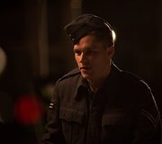 Jackas Reynoras filme &bdquo;Naktis be karūnos&ldquo;