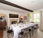 Elizabeth Hurley dvaras