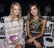 Kelly Sawyer ir Jessica Alba
