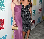 Emma Roberts ir Lea Michele 