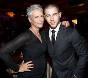 Jamie Lee Curtis ir Nickas Jonas 