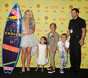 Britney Spears su dukterėčia Lexi, sūnumis Seanu Prestonu ir Jaydenu Jamesu bei broliu Bryanu