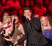 Robinas Thicke'as
