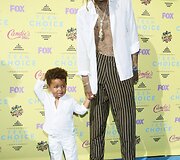Wizas Khalifa su sūnumi Sebastianu