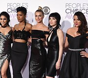 Vanessa Hudgens, Keke Palmer, Julianne Hough, Carly Rae Jepsen ir Kether Donohue