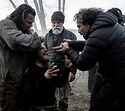 Leonardo DiCaprio ir režisierius Alejandro Gonzalezas Inarritu juostos &bdquo;Hju Glaso legenda&ldquo; filmavime