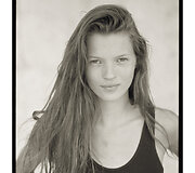 Kate Moss (1988 m.)