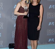 Žurnalistė Sacha Pfeiffer ir ją filme &bdquo;Sensacija&ldquo; įkūnijusi aktorė Rachel McAdams
