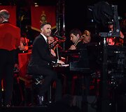 Gary Barlow