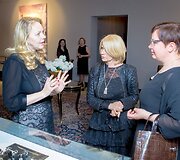 Irena Marozienė (centre)