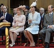 Princas Williamas, ledi Juliet Mountevans, Kembridžo hercogienė Catherine ir princas Edwardas