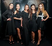 Elvyra Monginienė su bičiulėmis