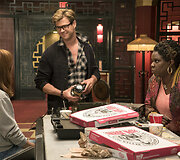 Chrisas Hemsworthas ir Leslie Jones komedijoje &bdquo;Vaiduoklių medžiotojos&ldquo;