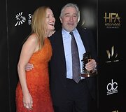 Leslie Mann ir Robertas De Niro 