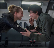 Britt Robertson ir Asa Butterfieldas filme &bdquo;Tūkstančiai mylių iki tavęs&ldquo;