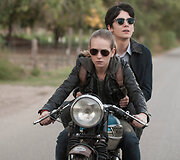 Britt Robertson ir Asa Butterfieldas filme &bdquo;Tūkstančiai mylių iki tavęs&ldquo;