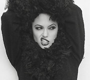 Angelina Jolie (1995 m.)