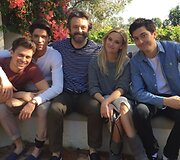 Reese Witherspoon su kolegomis i&scaron; filmo &bdquo;Kaip i&scaron;sirinkti vyrą&ldquo;